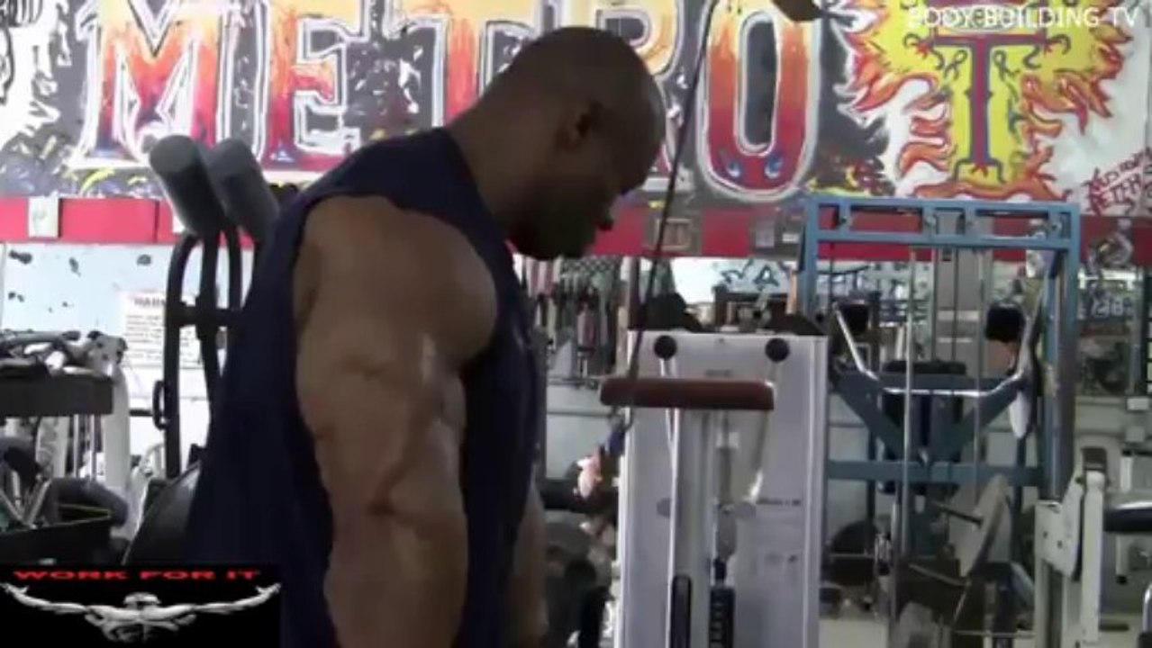 Corey Matthews -  Arm Training 2013