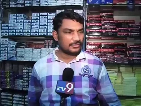 Tv9 Gujarat - Mumbai : Excise department officer fake raid caught on CCTV in Mumbai