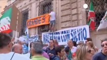 Berlusconi addresses supporters in Rome