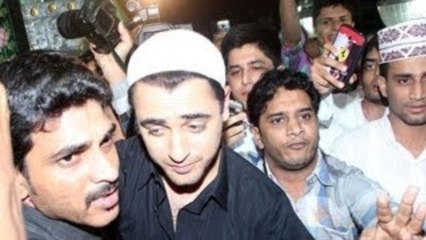 Imran Khan Visits Abdul Rehman Shah Baba Dargah !