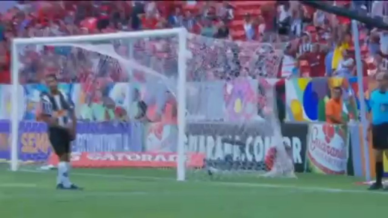 Brasileiro: Aus zwei Metern! Flamengos Nixon trifft leeres Tor nicht