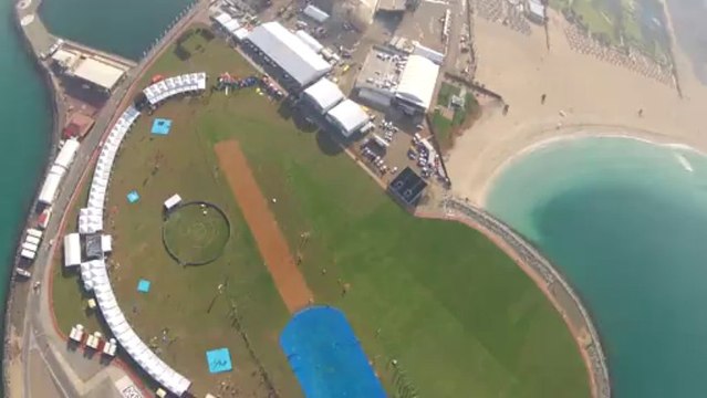 PARACHUTISME - CHAMPIONNATS DU MONDE DUBAI 2012 : Canopy Piloting - 3 décembre 2012 Saut 2