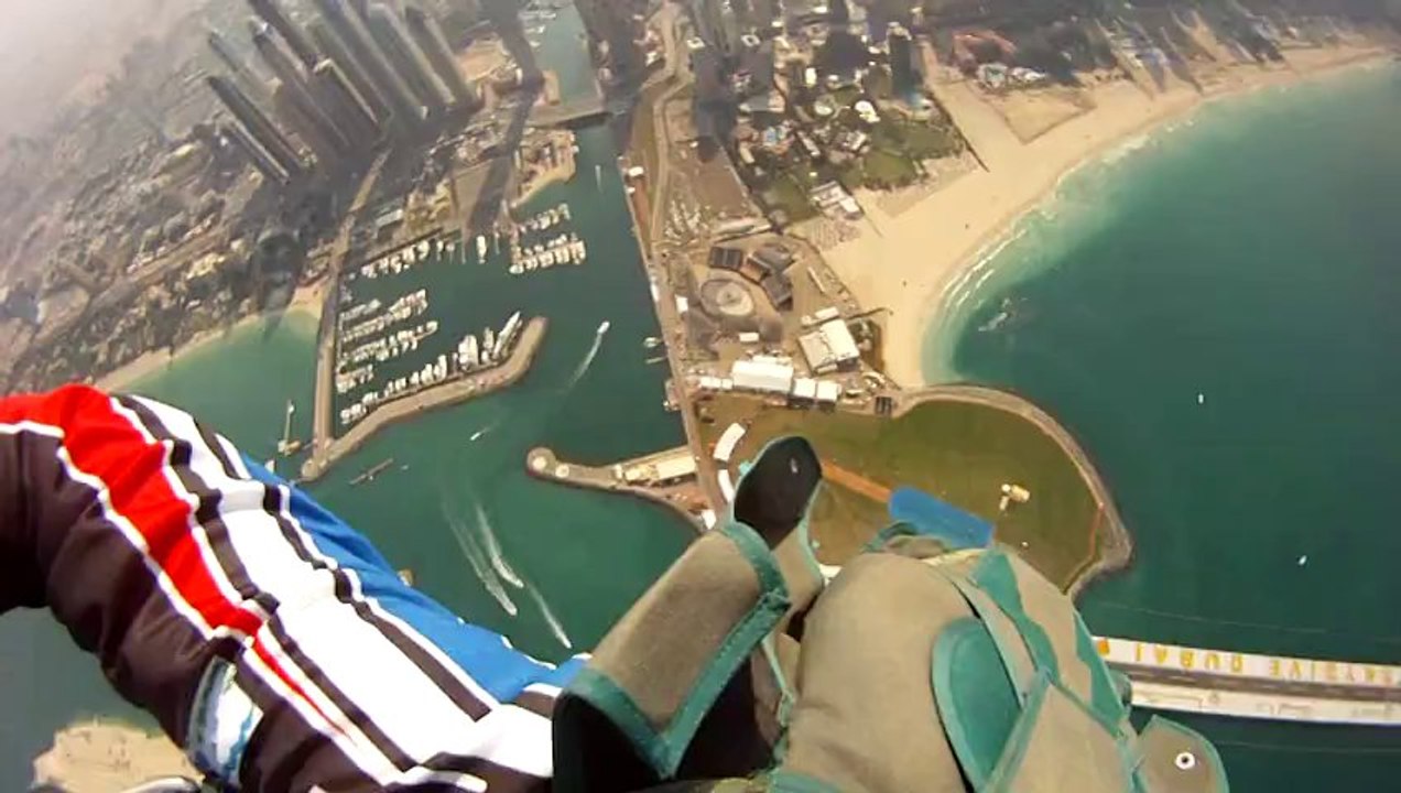 PARACHUTISME - CHAMPIONNATS DU MONDE DUBAI 2012 : Canopy Piloting - "3 décembre 2012 Saut 13"