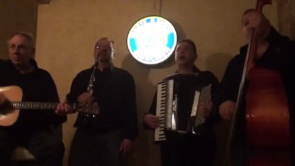 Lipov lad - Dunav tiho tece