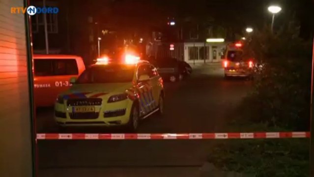 Man overleden bij woningbrand, zoontje gered door brandweer (update) - RTV Noord