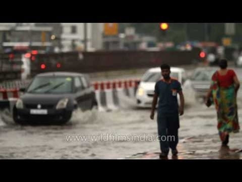 Monsoon mayhem causing traffic jams all over Delhi