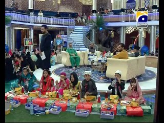 25th Iftari Iftar aamir ke sat Part 4 in Amaan Ramazan with Aamir Liaquat 1434h 4-8-2013 -009