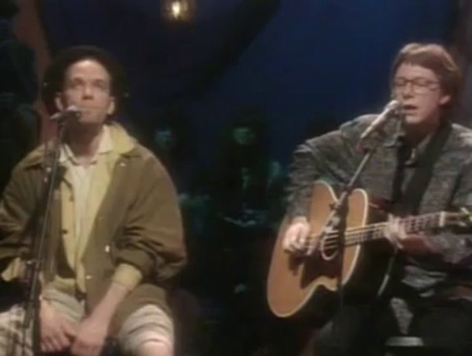 REM Love Is All Around (Live MTV Unplugged) video Dailymotion