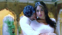 Kareena Kapoor Ajay Devgn Love Making Scenes In Satyagraha