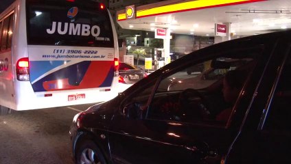 O perigoso hábito de dirigir e falar ao celular