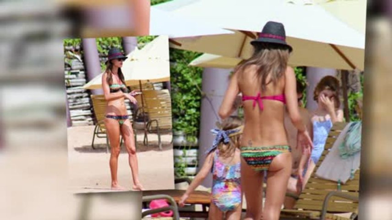 Alessandra Ambrosios durchtrainierter Body