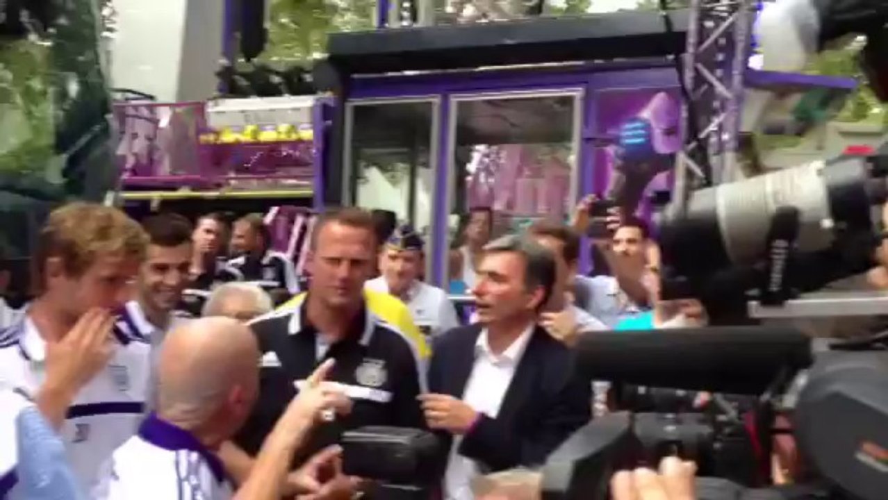 Les joueurs du RSC Anderlecht à la Foire du Midi de Bruxelles