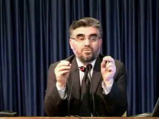 Adetliyken Kur'an okumak daha sevaptır!