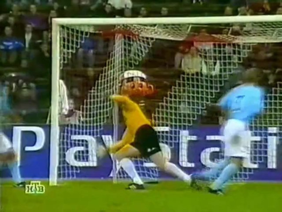 ЛЧ 2002-03 5 тур  Бавария-Фейеноорд  (фрагменты)