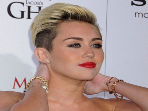 Miley Cyrus goes bold and sexy for Fire