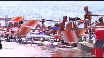 Napoli - Estate flop, crisi colpisce stabilimenti balnerari (05.08.13)
