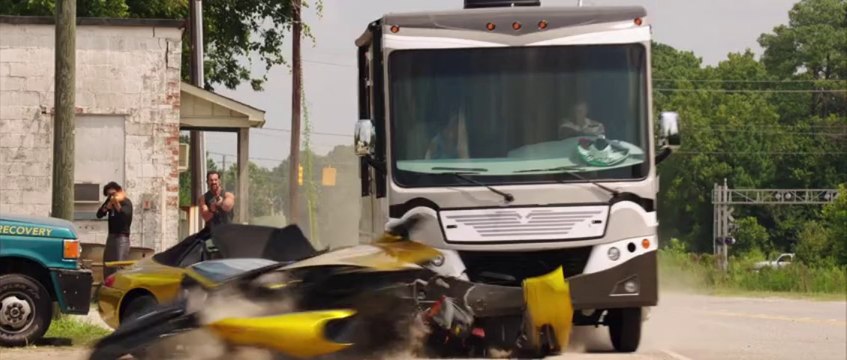 Les Miller : Une famille en herbe - Bande annonce non censurée - VF