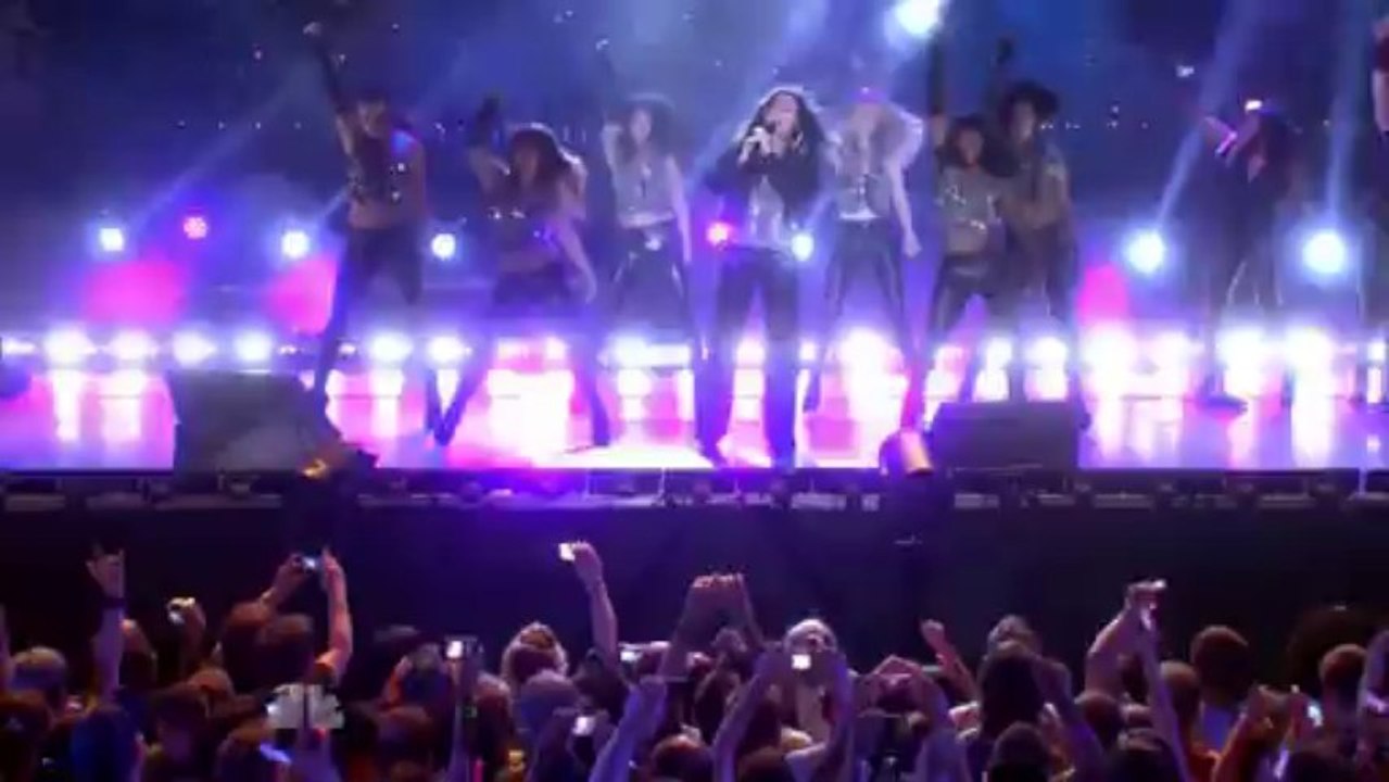 Cher - Live - Woman's World 720p  (Macys Fourth of July Fireworks Spectacular