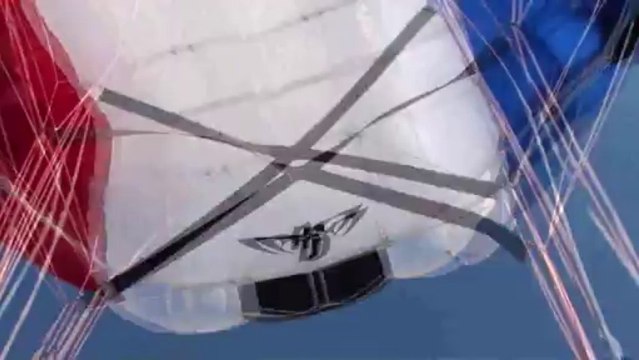 PARACHUTISME - CHAMPIONNATS DU MONDE DUBAI 2012 : VOILE CONTACT à 2 FRANCE A - saut 5