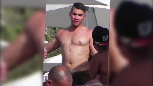 Louis Smith Shows Off His Relaxed Figure With JLS Bandmate Aston Merrygold in Ibiza