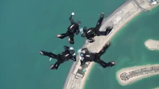 PARACHUTISME - CHAMPIONNATS DU MONDE DUBAI 2012 : VR4 HOMME - Saut 2