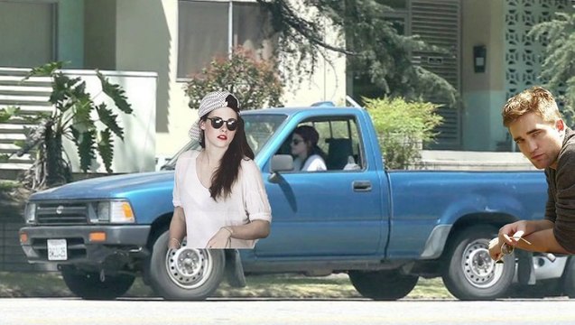 Robert Pattinson SPOTTED At Kristen Stewart's House - Robert Pattinson VIsit Kristen Stewart