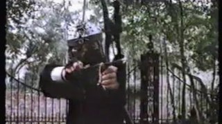1985 - Ruega por tu Muerte - Indestructible (escenas de acción)