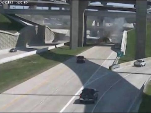 Crash d'un camion sur l'autoroute 161