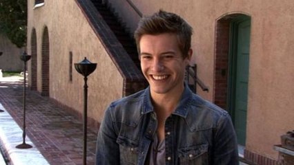 Boys of Teen Vogue - Xavier Samuel's Teen Vogue Photo Shoot