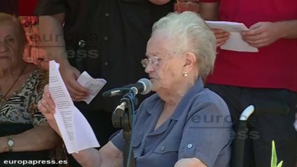 La 'Izquierda' rinde homenaje a las 13 rosas