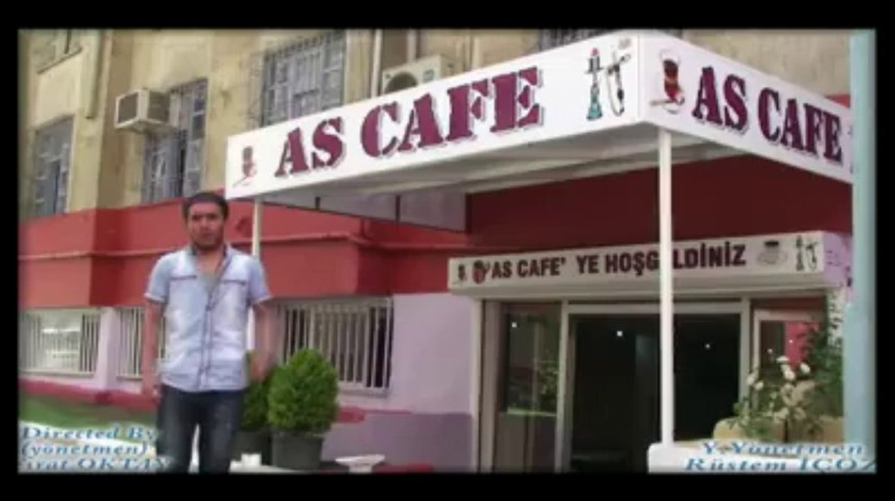 Karamsar Şair Ft. Bayan Kral - [ Kalpsiz Değilim ] 2013