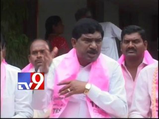 CM Kiran acting as Seemandhra CM - TRS