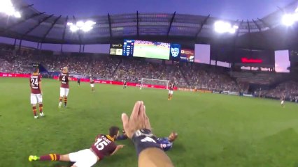 Ref Cam :  Dans la peau d’un arbitre de football