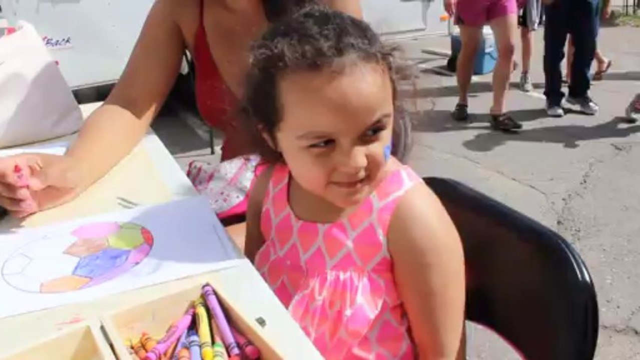 Colouring at Festa Italiana in Thunder Bay