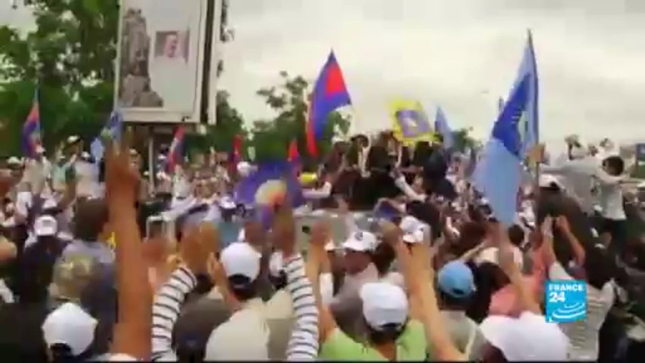 De retour d'exil, le chef de l'opposition cambodgienne est accueilli en héros