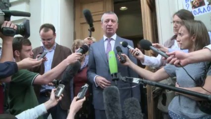 Russia supreme court trims Khodorkovsky jail term