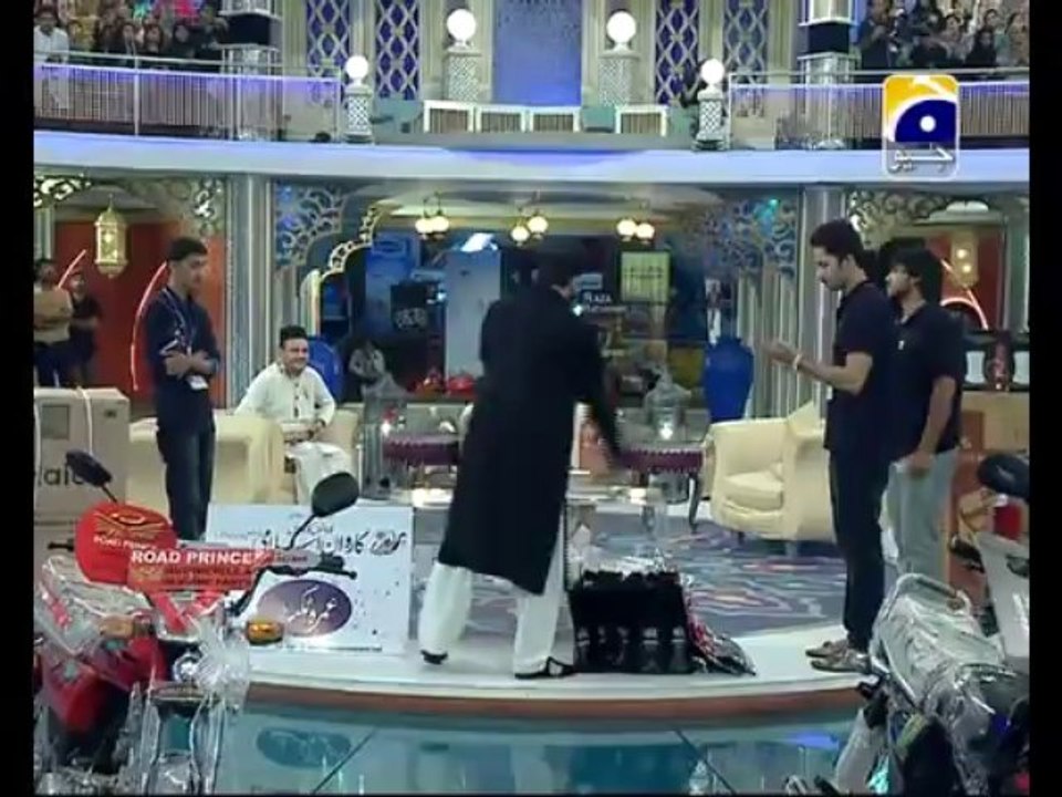 28th Sehri Qurani Loh Part 2 in Amaan Ramazan with Aamir Liaquat 1434h 7-8-2013 -007