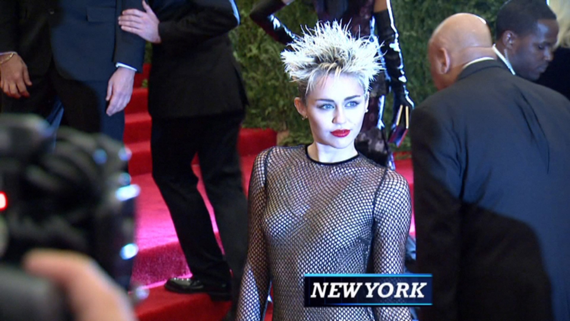 ⁣Hottest Sexy Celebrity Fashion Event Of The Year At PUNK Chaos To Couture Gala