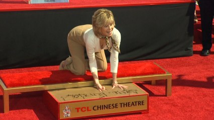 Jane Fonda Ends Up In Cement At Chinese Theatre