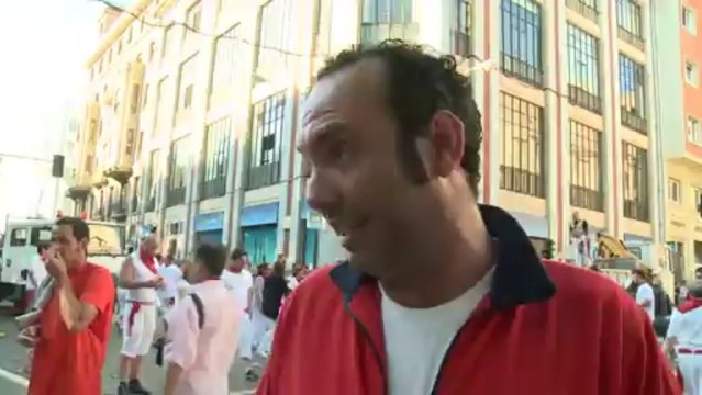 1er lâcher de taureaux de l'année dans les rues de Pampelune
