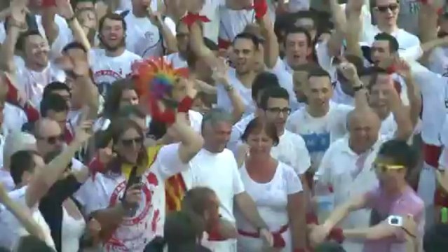 Espagne: Pampelune s'embrase pour les fêtes de la San Fermin