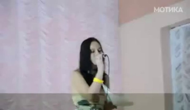 МОТИКА: Толку се занесе во пеењето што не забележа дека нешто и ѕирка