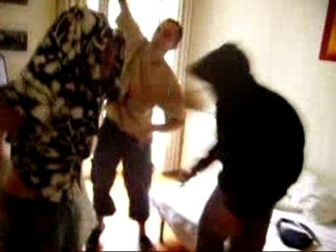 ILS SONT FOUS CES BRETONS