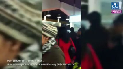 Affluence dans le RER A à Val de Fontenay