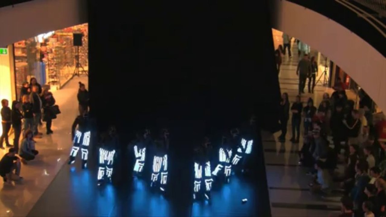 Electric dance