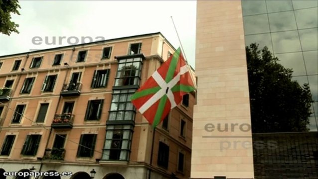 La sede del PNV, de luto por el fallecimiento de Javier Atutxa
