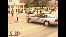 Un policier renverse un skateur