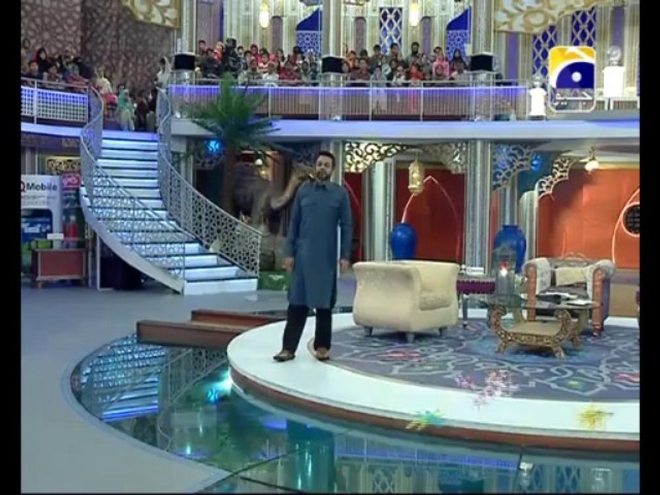 28th Iftari Iftar Aamir ke sat Part 1 in Amaan Ramazan with Aamir Liaquat 1434h 7-8-2013 -001