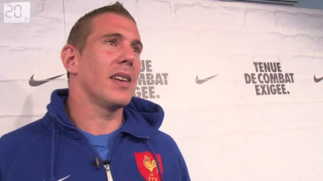 Leçon de rugby avec les joueurs de l'équipe de France Imanol Harinordoquy - Troisième ligne