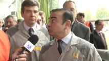 JT: visite d'Arnaud Montebourg, ministre du redressement productif, à Renault Flins.